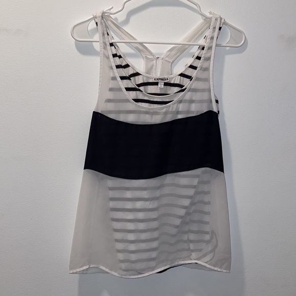 (30) Express double layer tank top - Picture 9 of 9